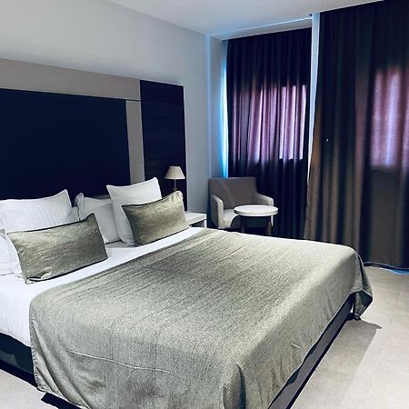 Grand Hotel Central Conakry Esterno foto