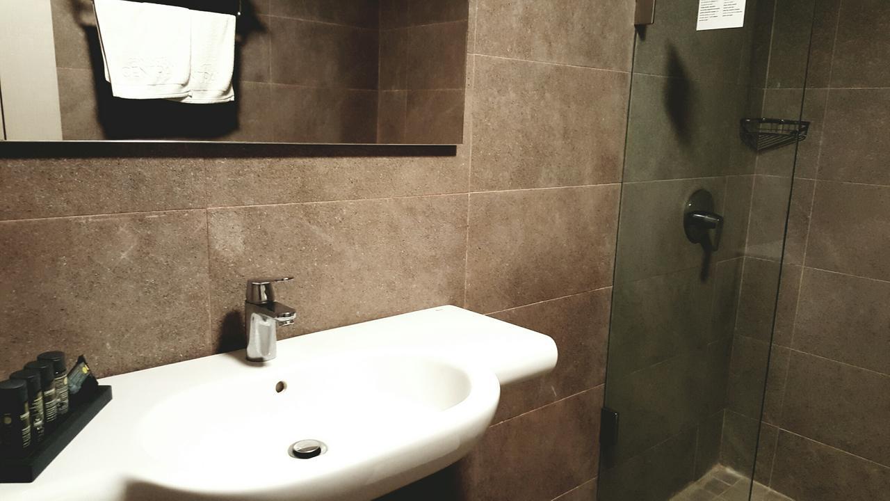 Grand Hotel Central Conakry Esterno foto