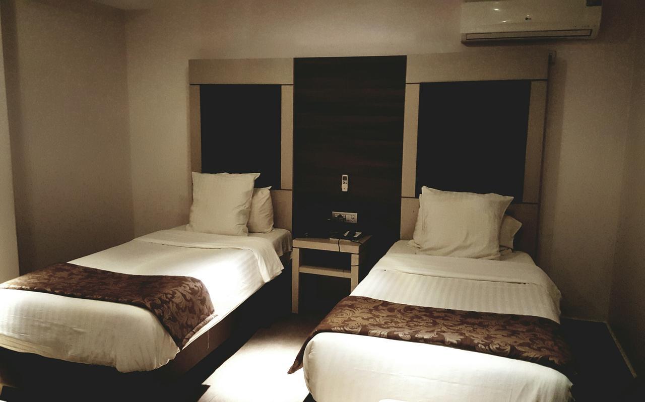 Grand Hotel Central Conakry Esterno foto