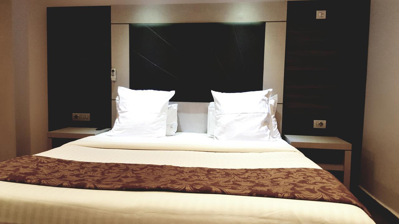 Grand Hotel Central Conakry Esterno foto