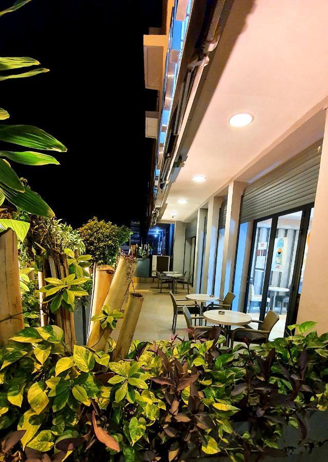Grand Hotel Central Conakry Esterno foto